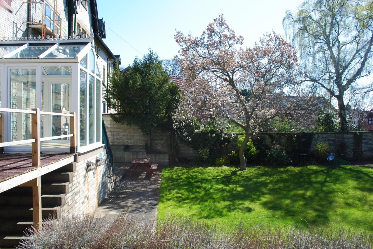 Melton Guest House York Buitenkant foto